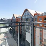 City Center Spa Apartments Pool & Parking